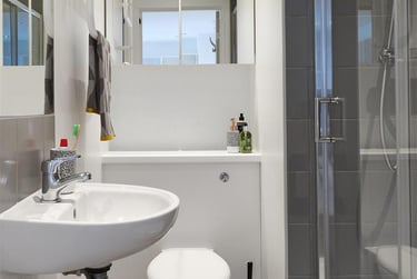 1 bed studio, Hope Street, Georgian Quarter, Liverpool, L19BR - Image 7
